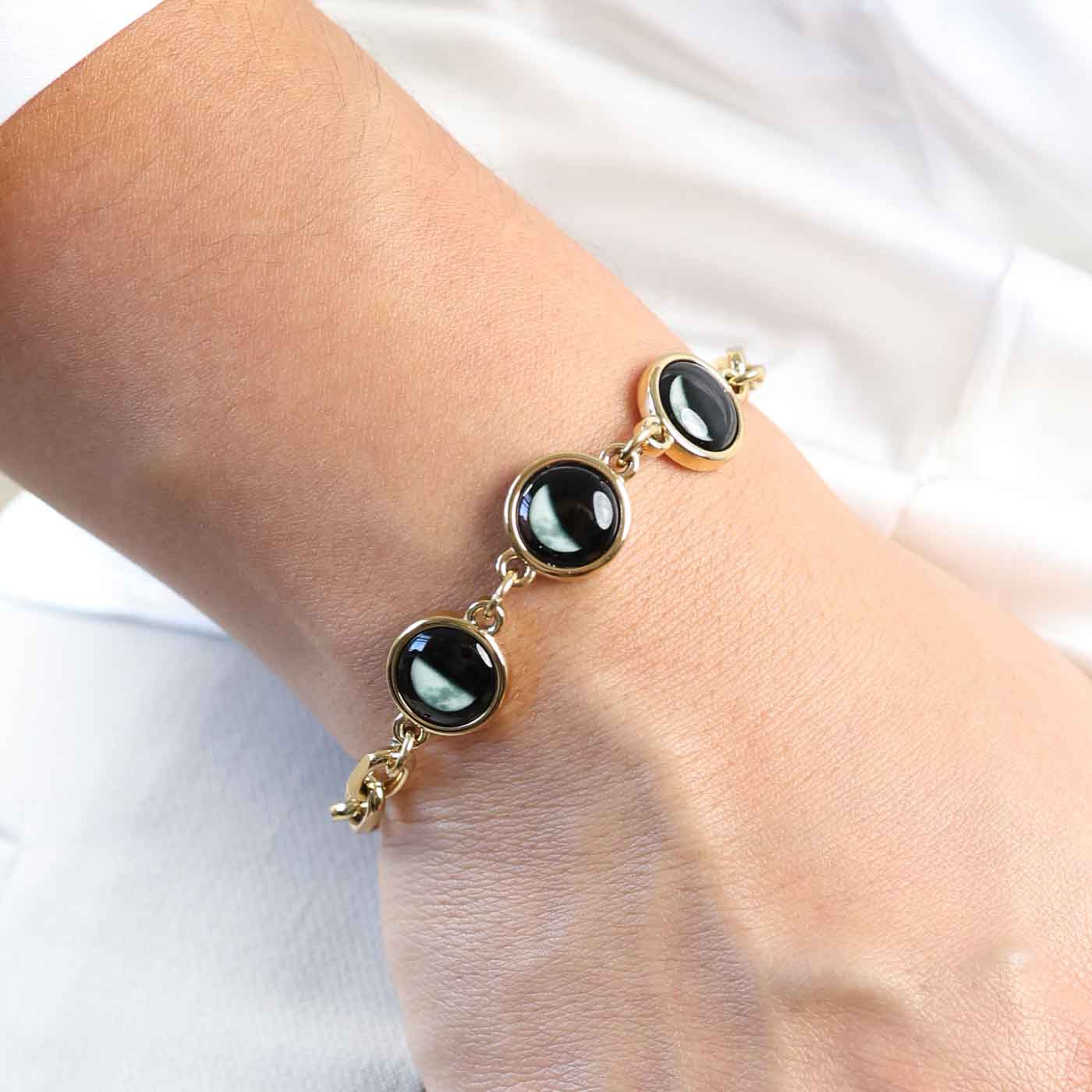 Lunar Link III Bracelet in Gold - Image 2