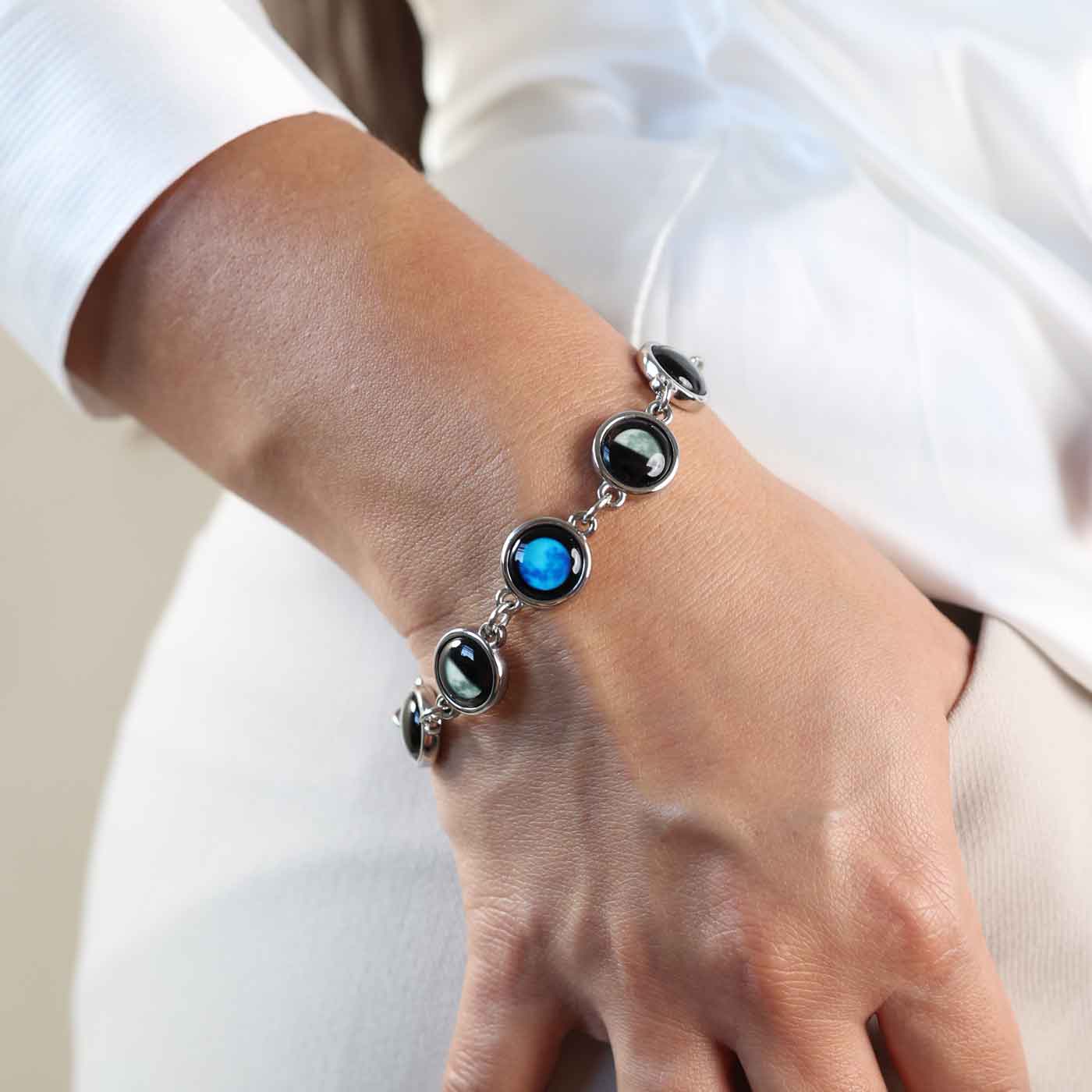 Lunar Link V Bracelet - Image 2